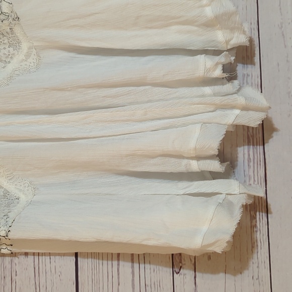 🖤 BOGO Beautiful Lace Chelsea and Violet Lace - Picture 3 of 4